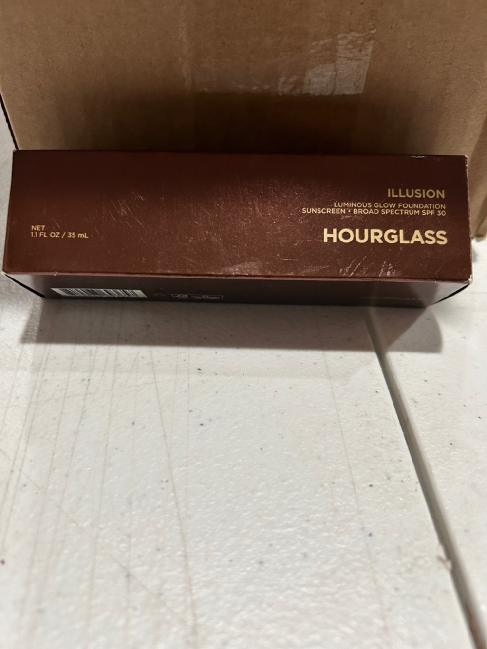 Hourglass Illusion Luminous Glow Foundation - Brown & Gold Packaging Shade 25